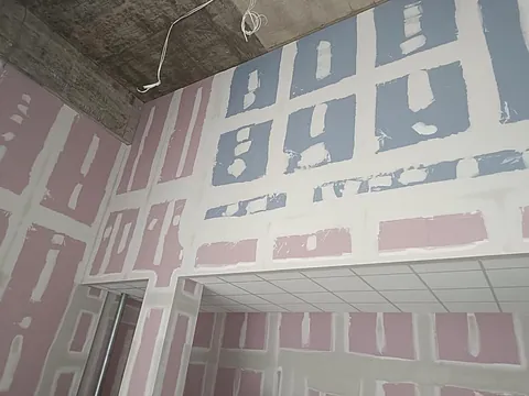 Plastering and jointing