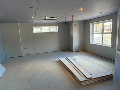 Plastering and jointing